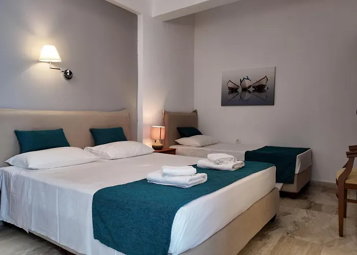 Marybill 4* Perissa (Santorini)