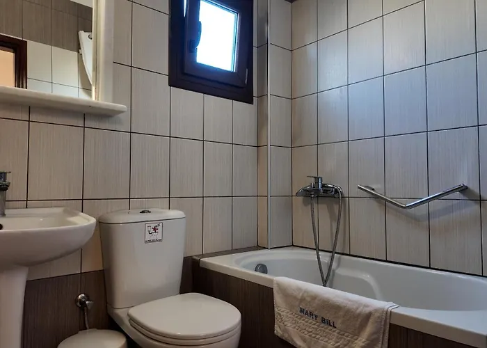 Marybill Hotel Perissa (Santorini)