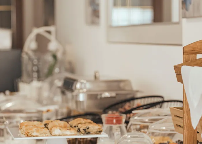 Hotel Marybill Perissa (Santorini)