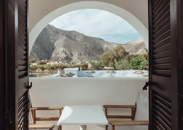 Marybill Hotel Perissa (Santorini)