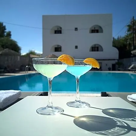 Marybill Perissa (Santorini)