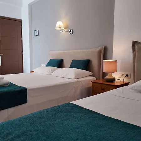 Hotel Marybill Perissa (Santorini)