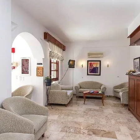 Hotel Marybill Perissa (Santorini)