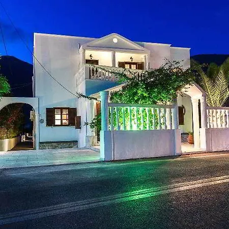 Marybill 4* Perissa (Santorini)