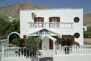 Marybill Hotel Períssa