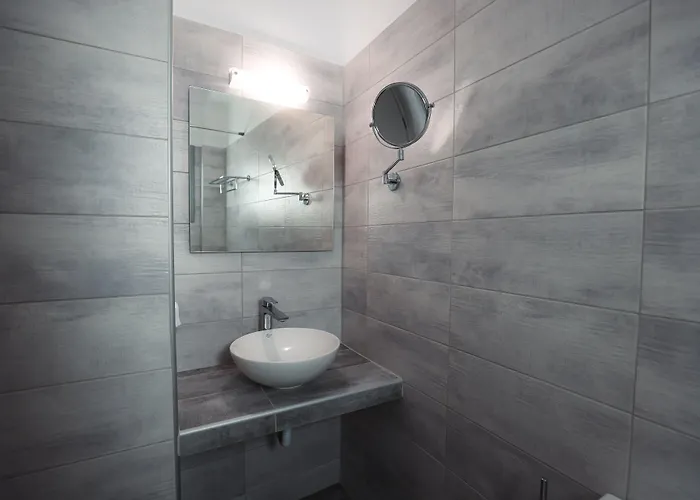 Marybill فندق 4*