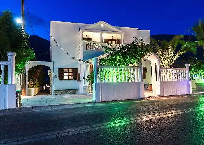 Marybill 4* Perissa (Santorini)