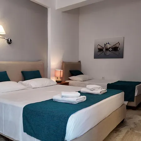 Marybill 4* Perissa (Santorini)