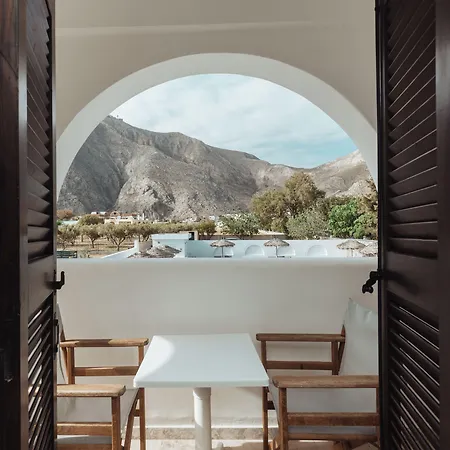 Marybill Hotel Perissa (Santorini)