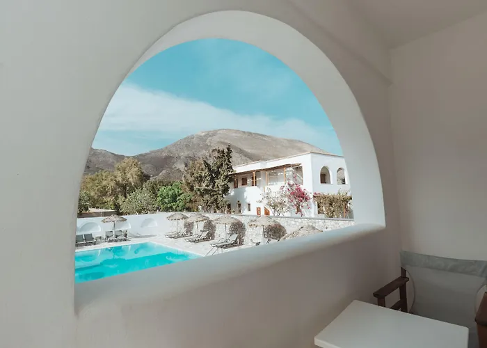 Marybill Hotel Perissa (Santorini)