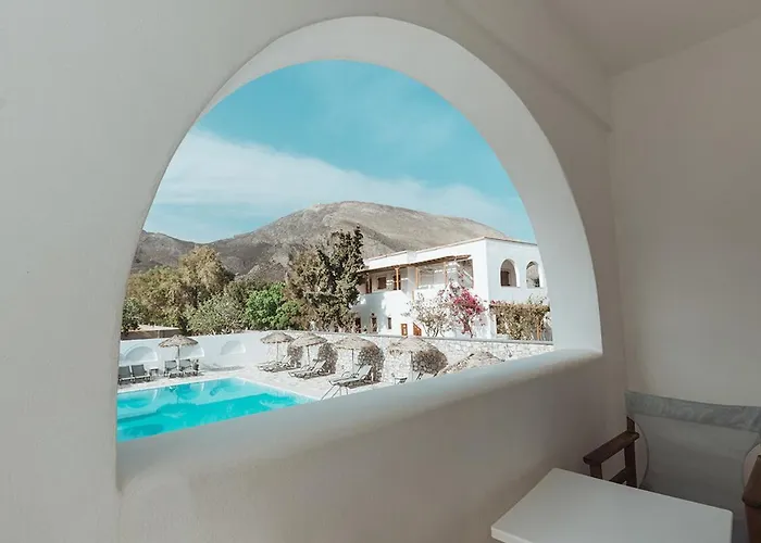 Marybill Hotel Perissa (Santorini)